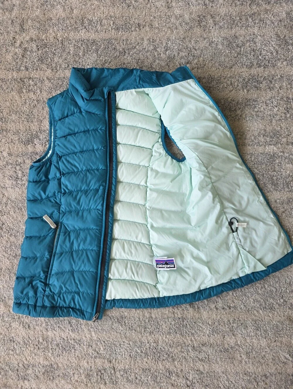 Patagonia girls’ puffer